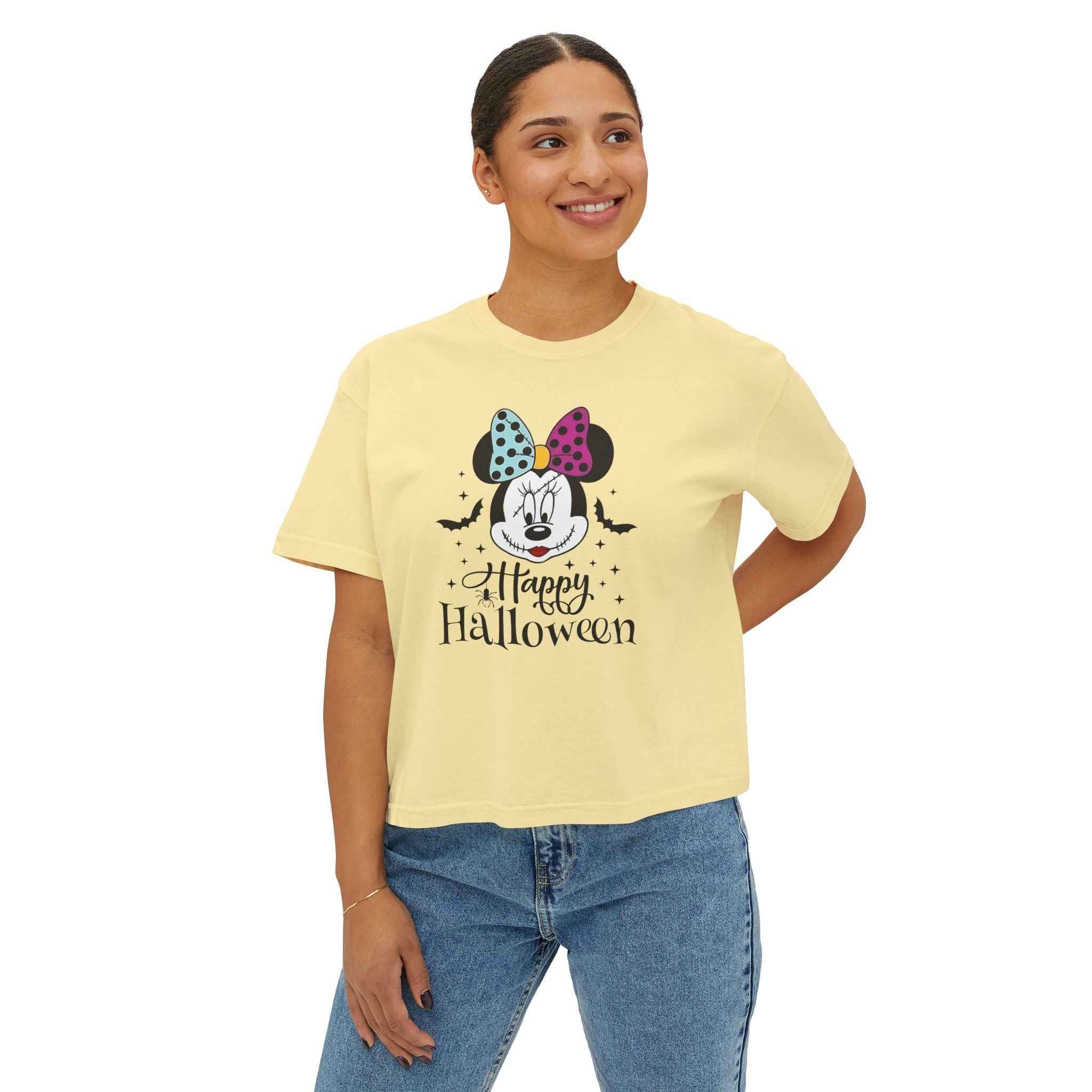 Halloween Women's Boxy Tee - Cute Minnie Mouse Graphic T-Shirt for Halloween
