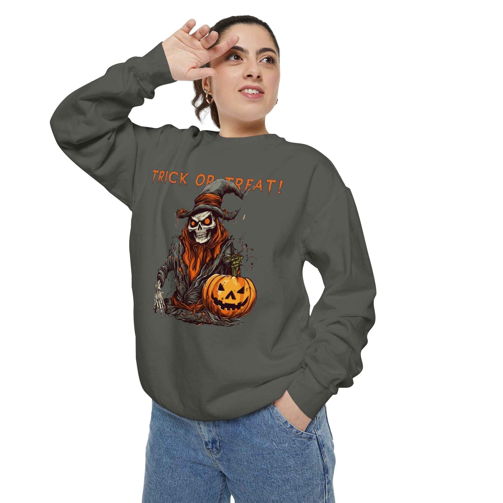 Halloween Graphic Sweatshirt - Unisex Trick or Treat Fall Sweater for Festive Style