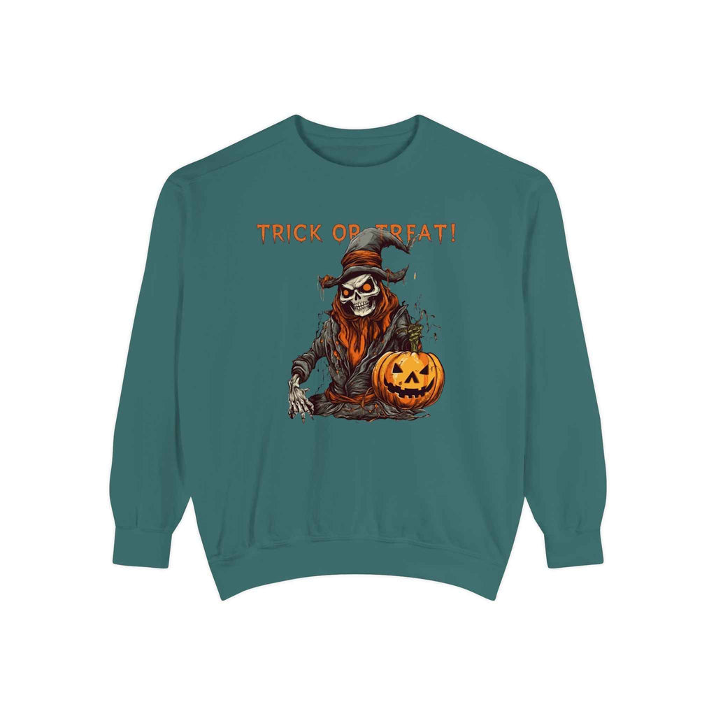 Halloween Graphic Sweatshirt - Unisex Trick or Treat Fall Sweater for Festive Style