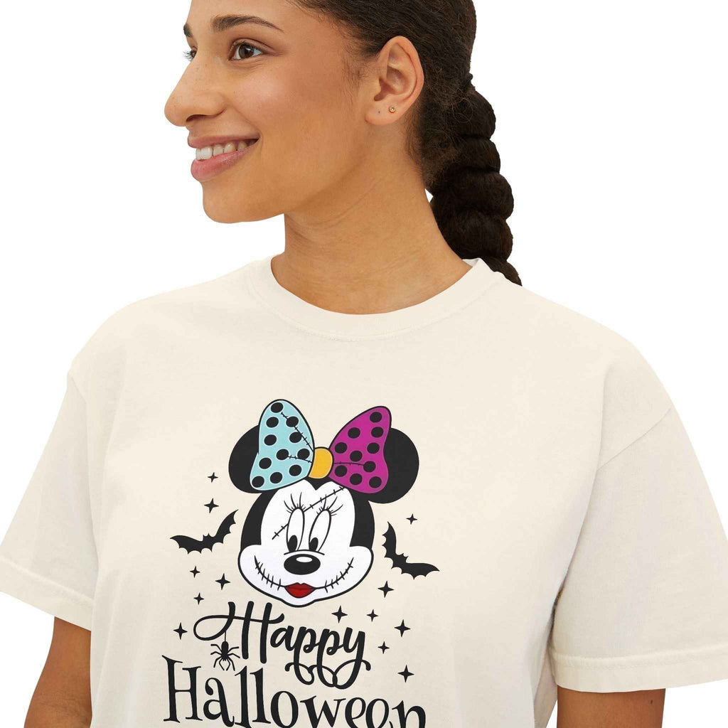 Halloween Women's Boxy Tee - Cute Minnie Mouse Graphic T-Shirt for Halloween